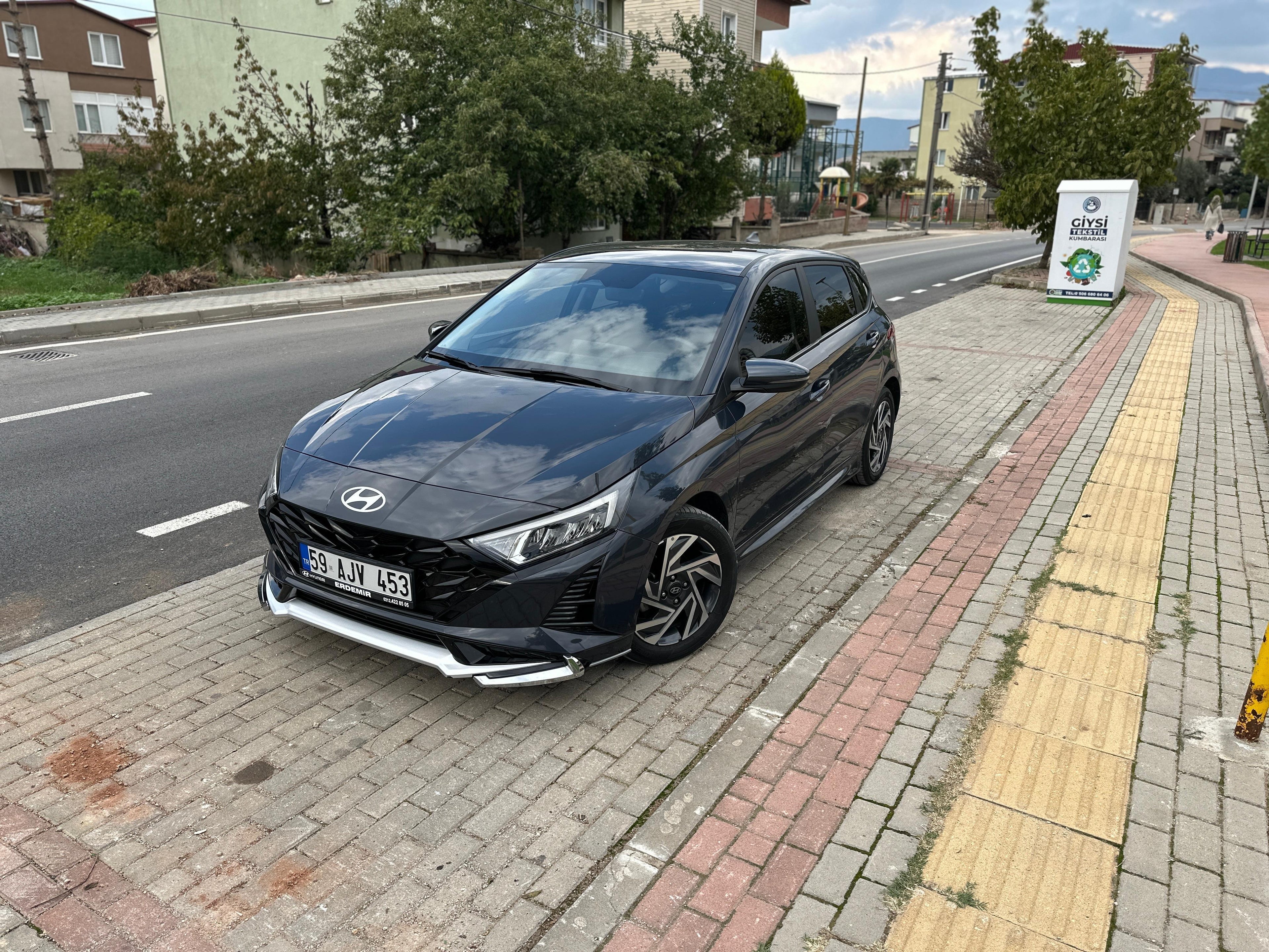 HYUNDAİ / i20