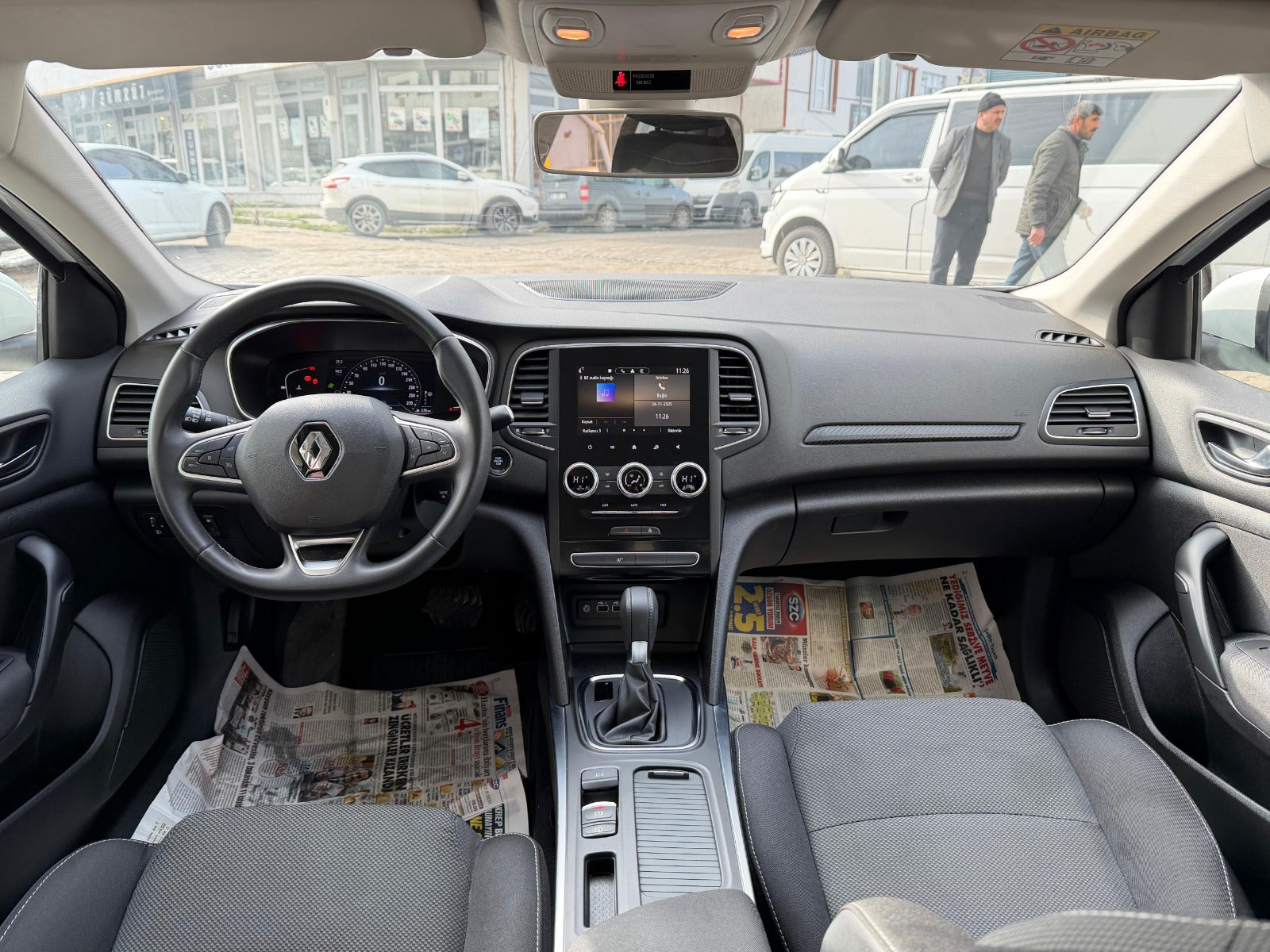 RENAULT / MEGANE 1.3 TOUCH