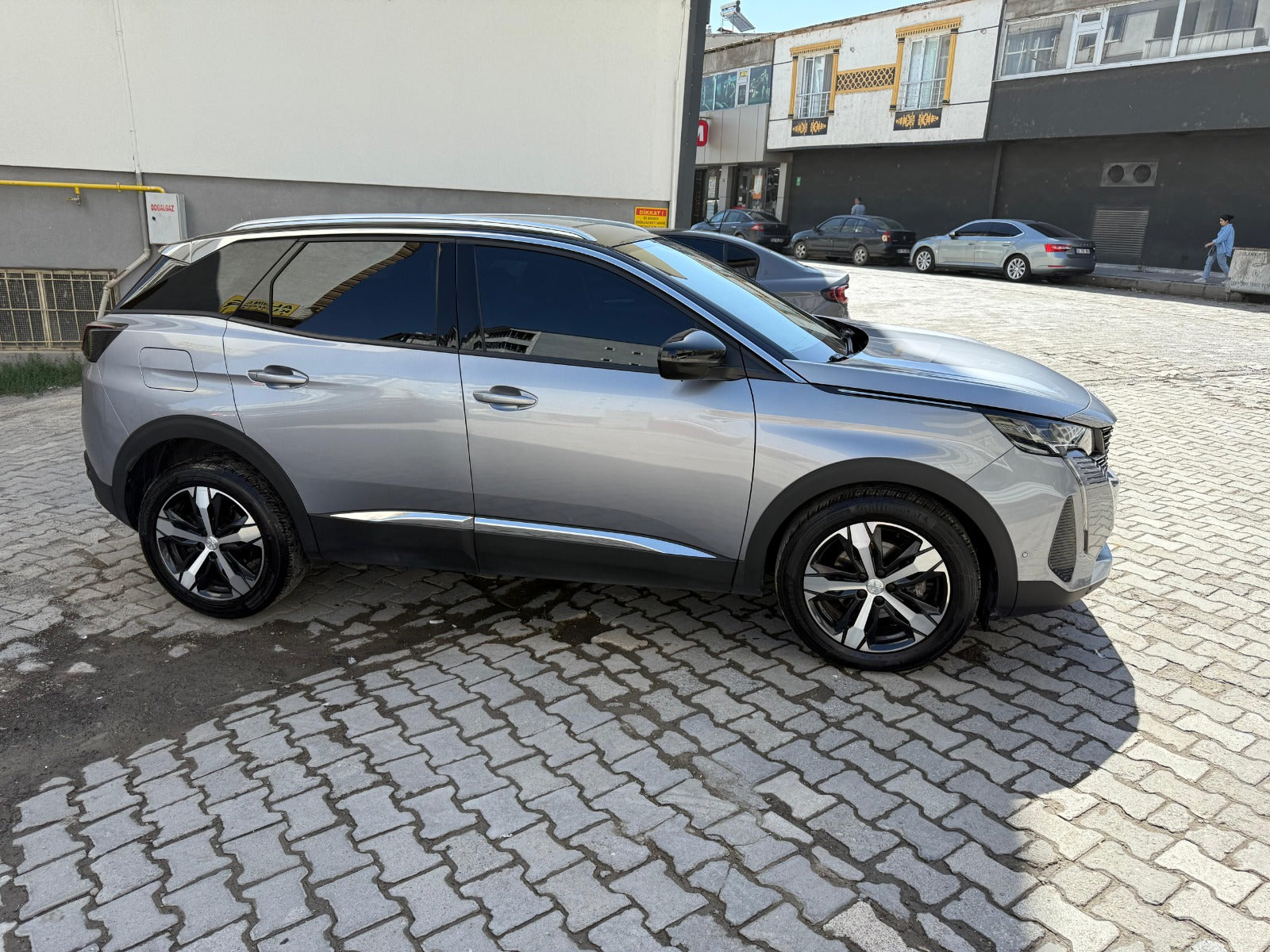 PEUGOUT / 3008 ALLURE 1.5 DİZEL