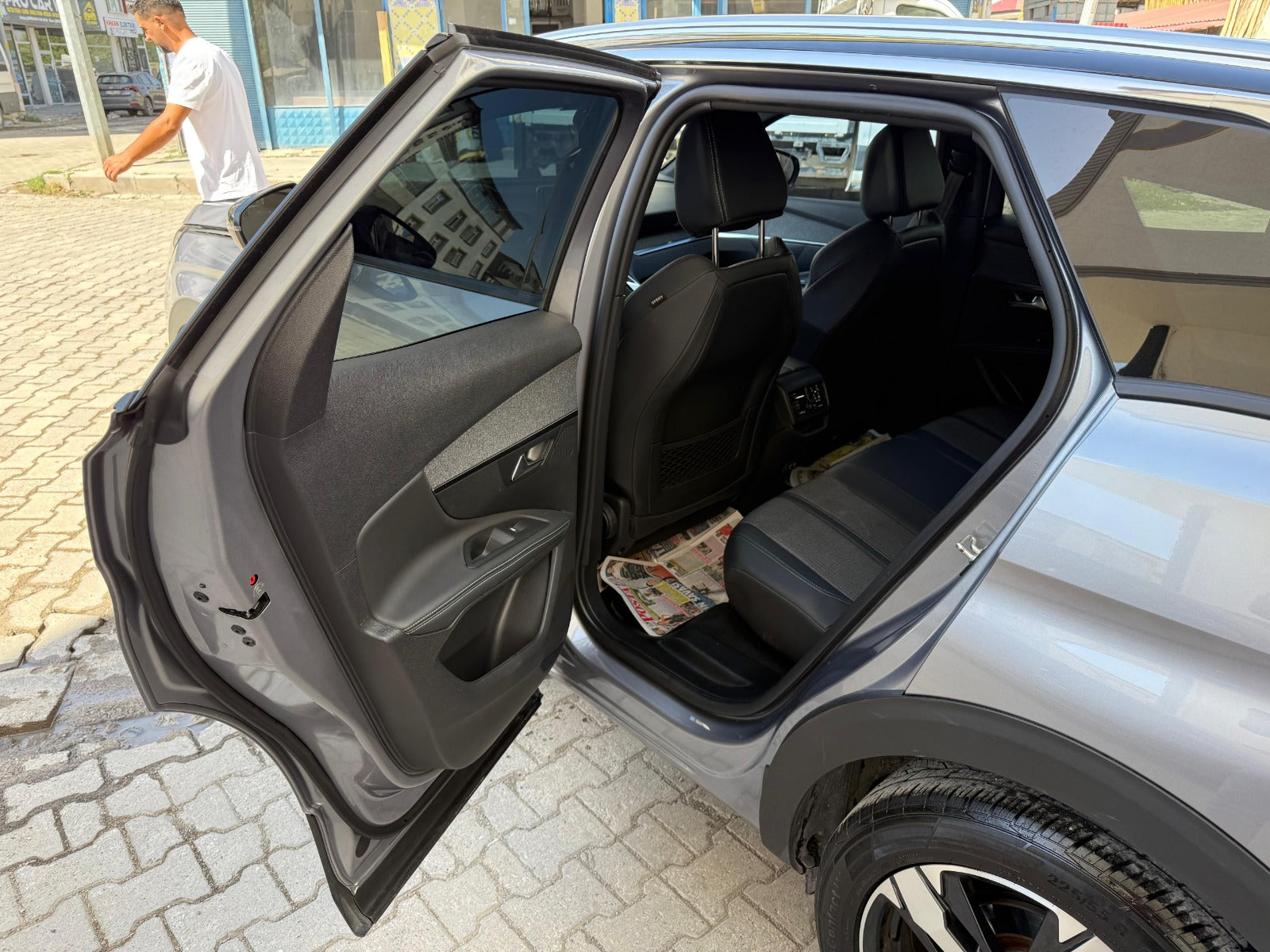 PEUGOUT / 3008 ALLURE 1.5 DİZEL