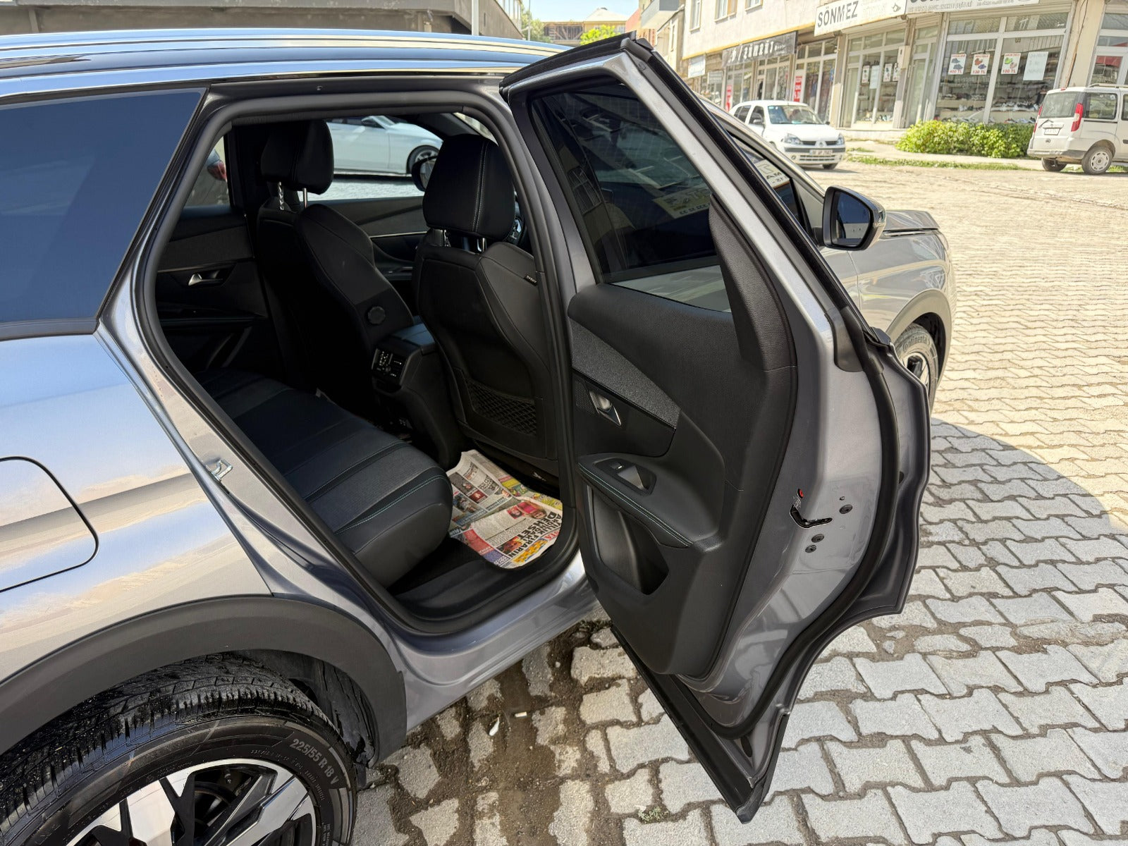 PEUGOUT / 3008 ALLURE 1.5 DİZEL